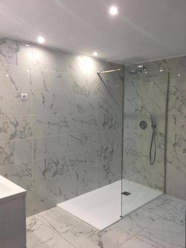 Photo of Bathroom in Brue-Auriac