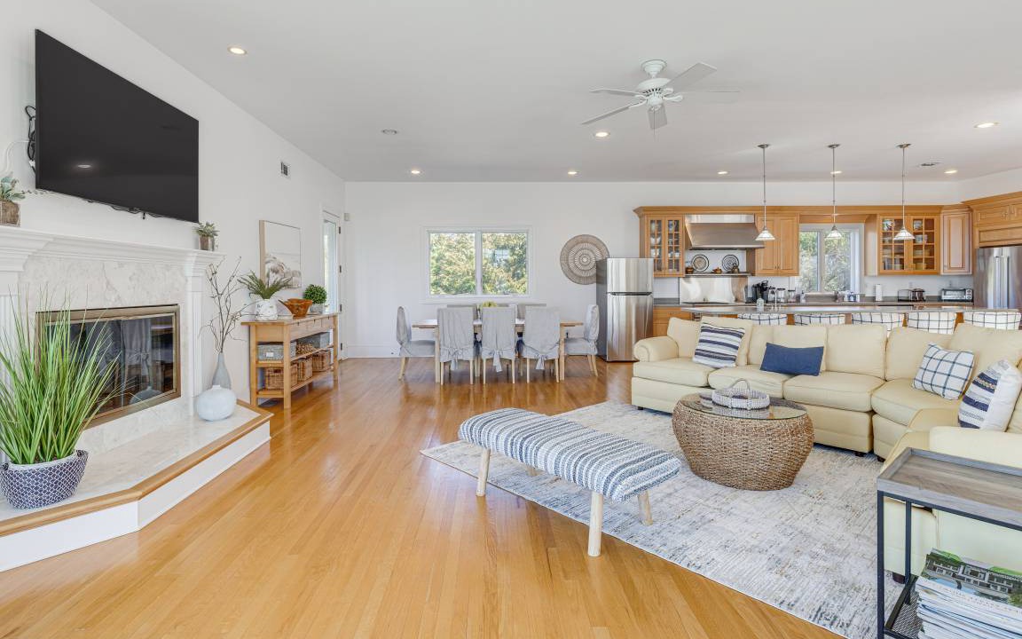 Photo of Livingroom in Shinnecock Hills