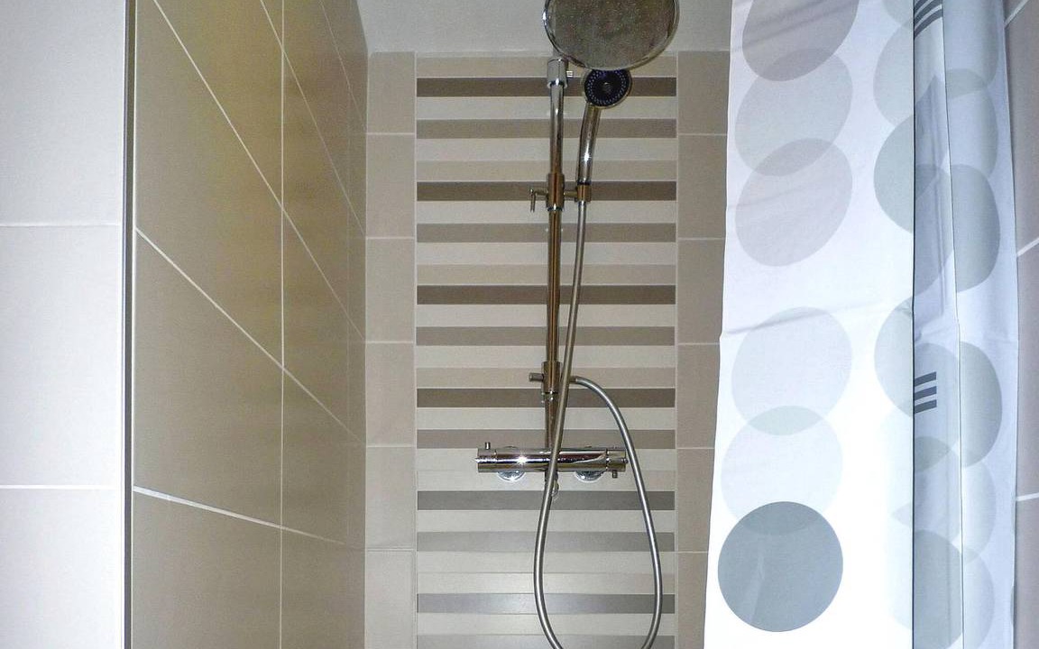 Photo of Bathroom in Illats