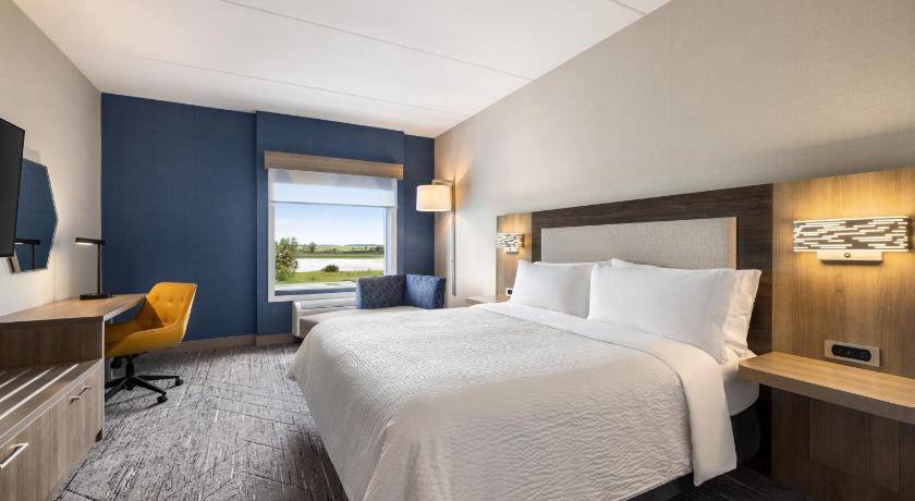 Photo of Bedroom in Strathroy