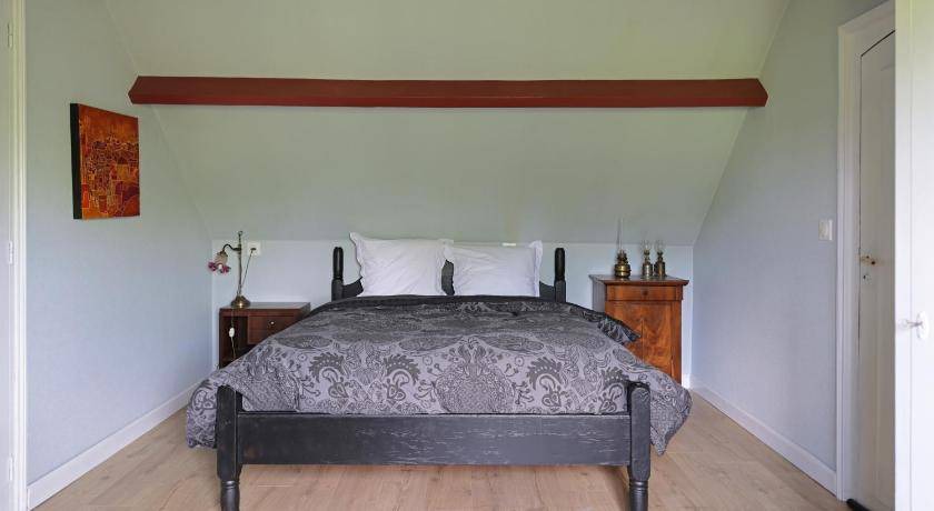 Photo of Bedroom in Ennetieres-en-Weppes