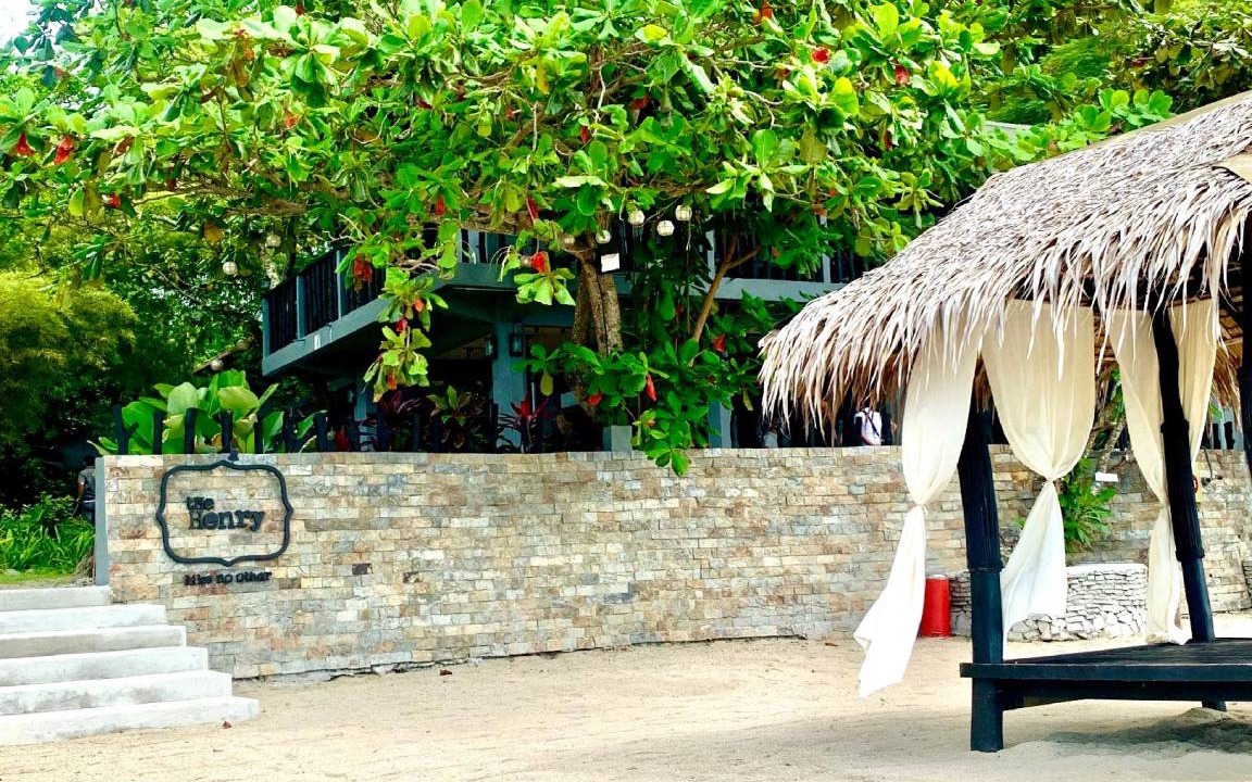 Photo of Buildings in Lobo