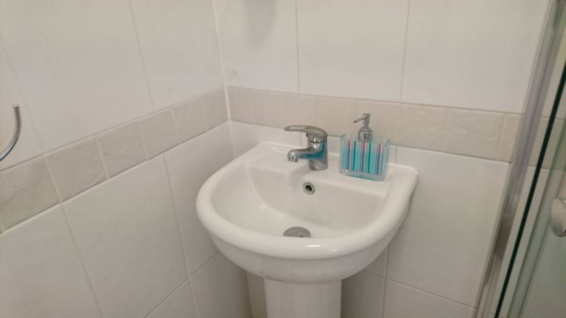 Photo of Bathroom in Harlington