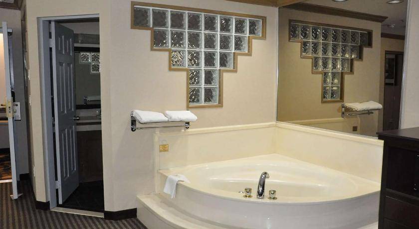 Photo of Bathroom in Clearbrook
