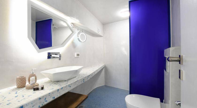 Photo of Bathroom in Monolithos