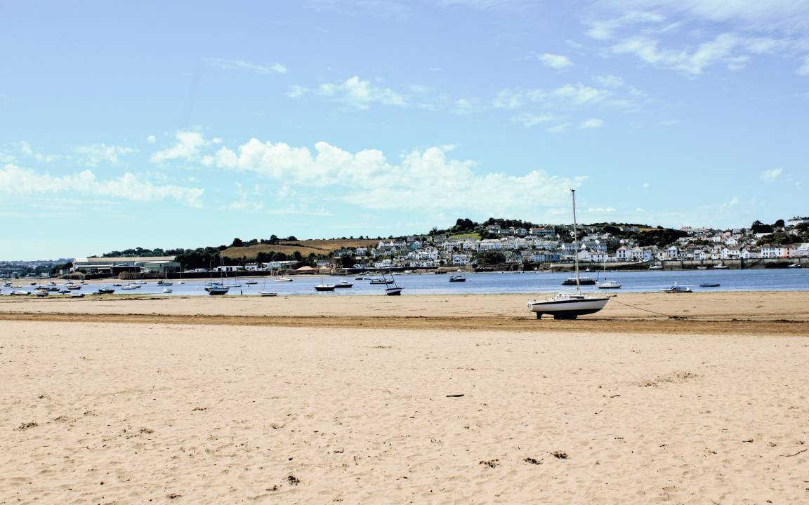 Photo of Others in Instow