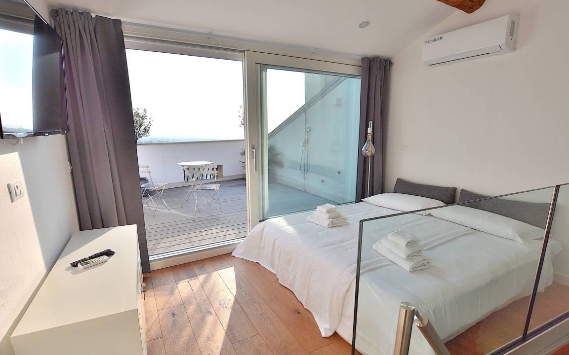 Photo of Bedroom in Calmasino