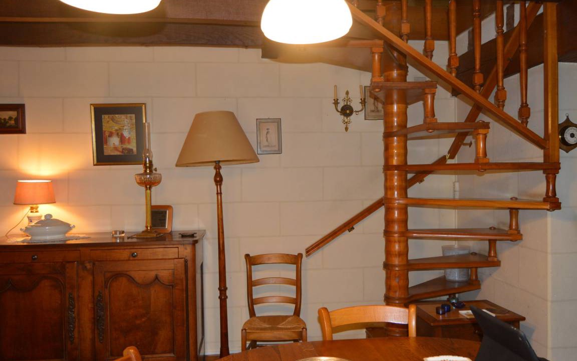 Photo of Others in Veuil