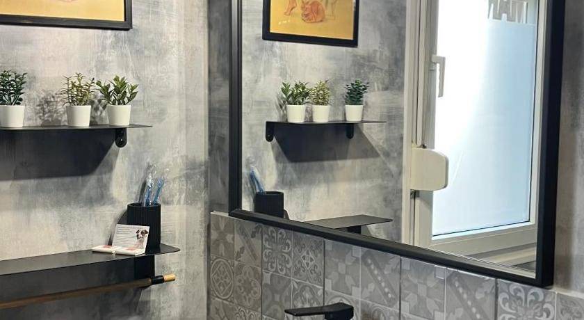 Photo of Bathroom in Dole