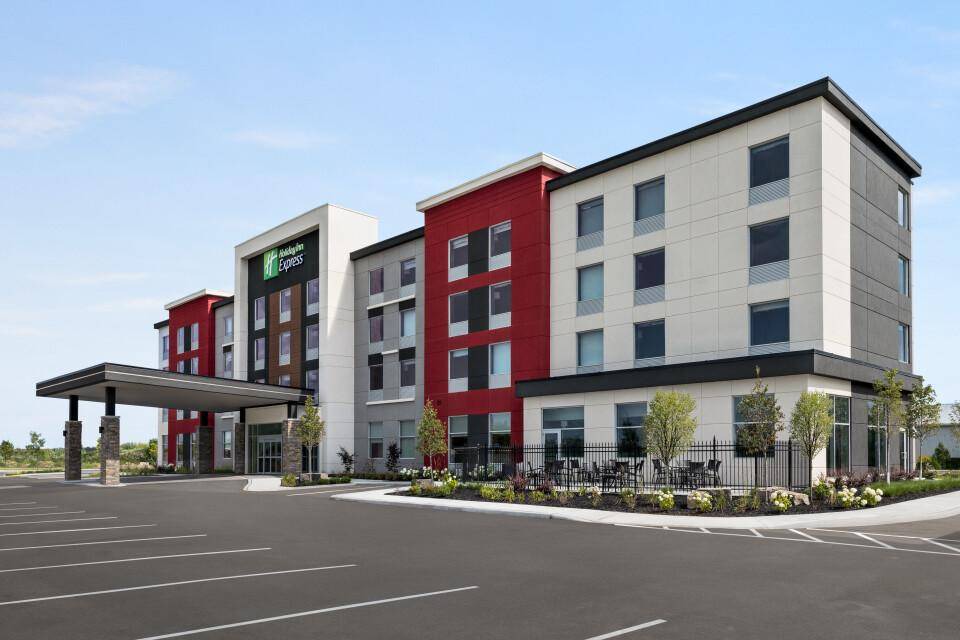 Photo of Buildings in Strathroy