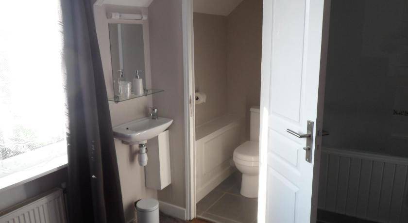 Photo of Bathroom in Huelgoat