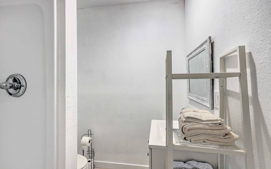 Photo of Bathroom in Lompoc