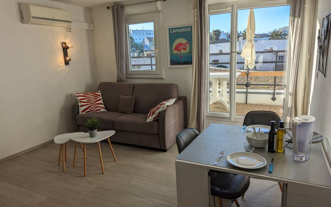Photo of Livingroom in Le Grau-Du-Roi