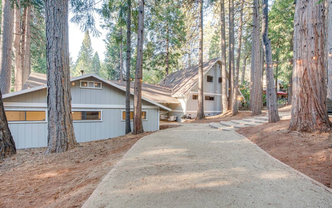 Photo of Others in Pollock Pines