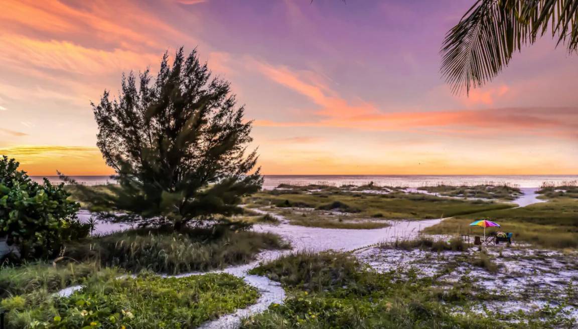 Photo of Others in Anna Maria
