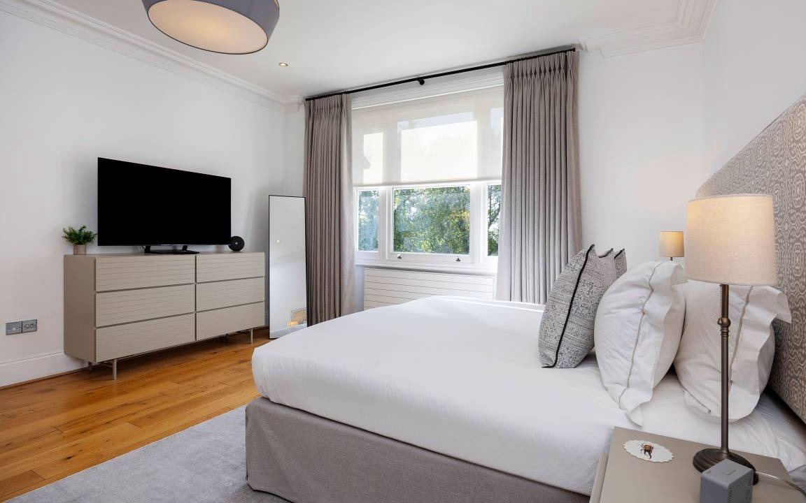 Photo of Bedroom in Belsize