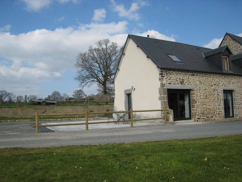 Photo of Others in Dragey-Ronthon
