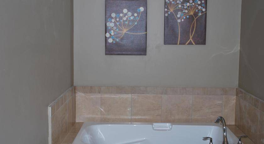 Photo of Bathroom in Sardis