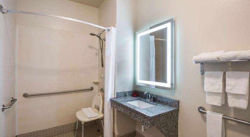 Photo of Bathroom in Coralville