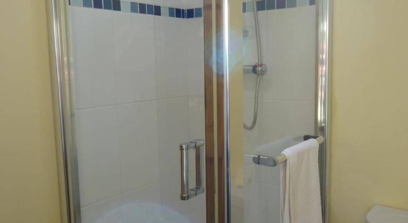 Photo of Bathroom in Grafton Regis