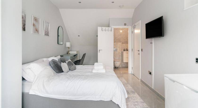 Photo of Bedroom in Island Gardens