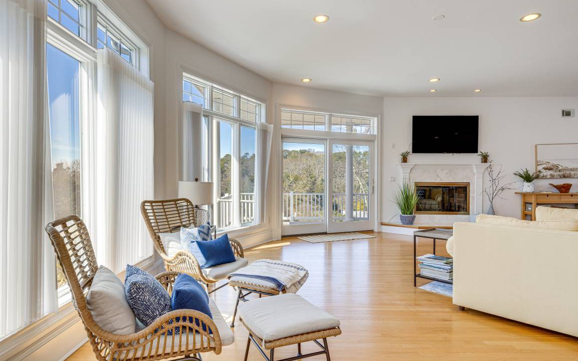 Photo of Livingroom in Shinnecock Hills