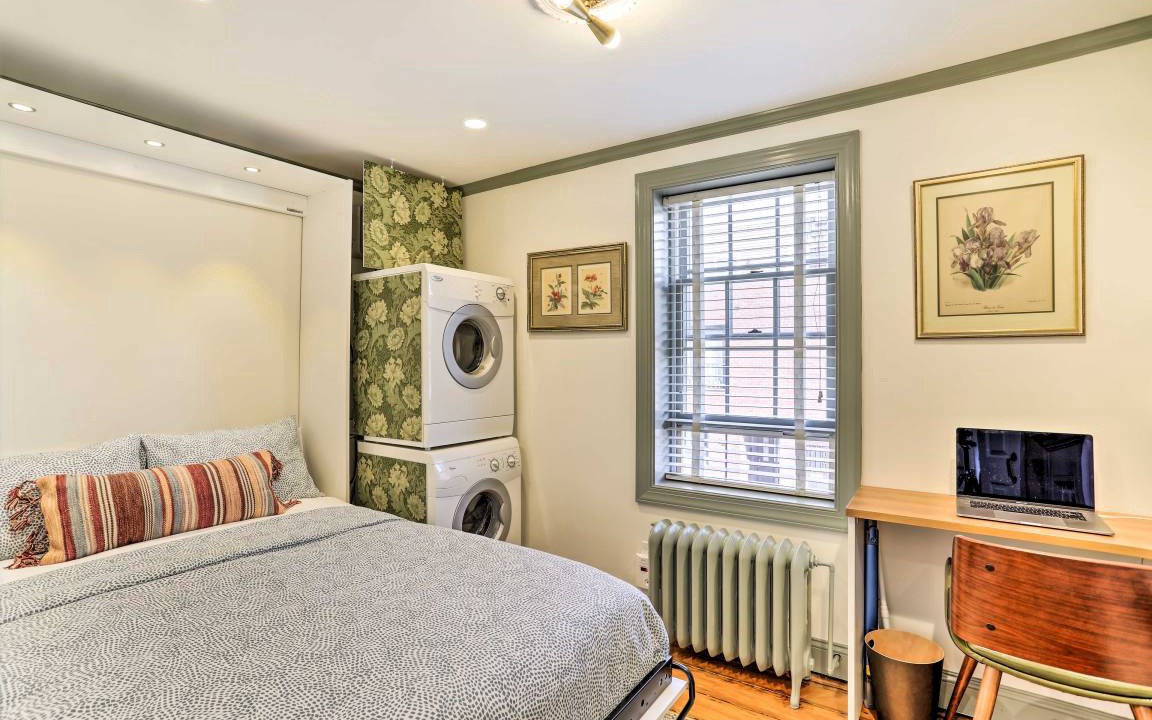 Photo of Bedroom in Queen Village