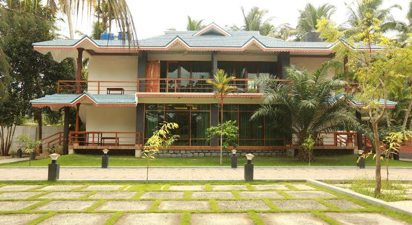 Photo of Others in Poovar