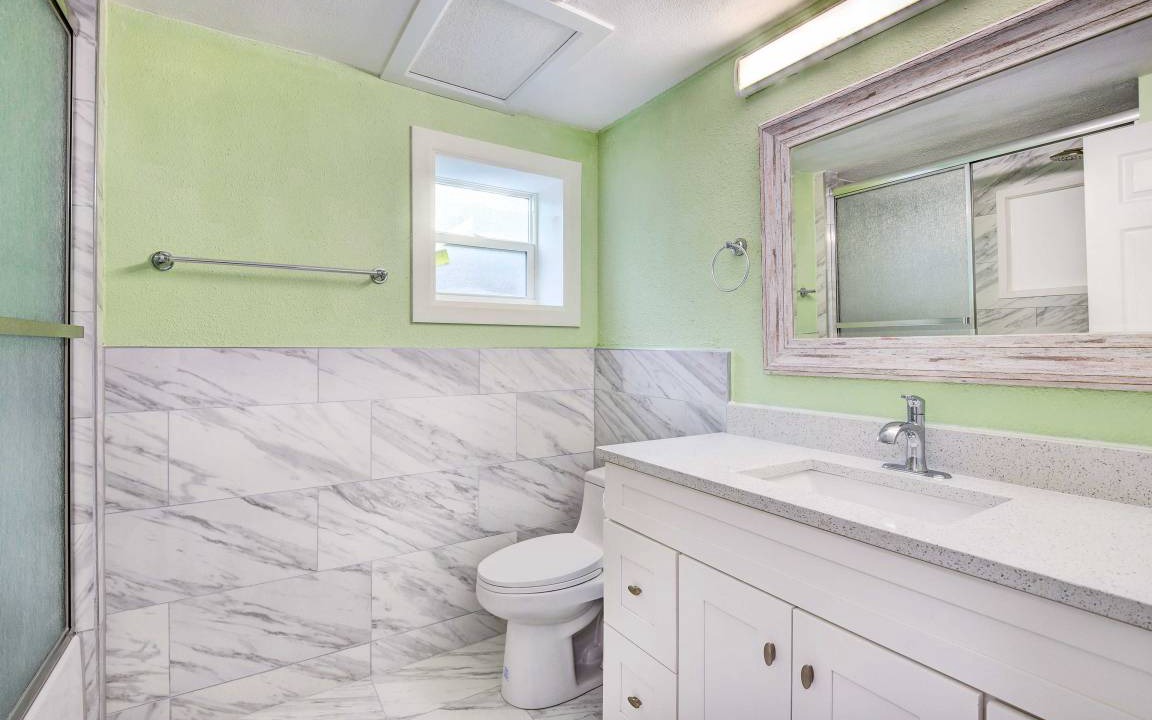 Photo of Bathroom in Bayou Oaks