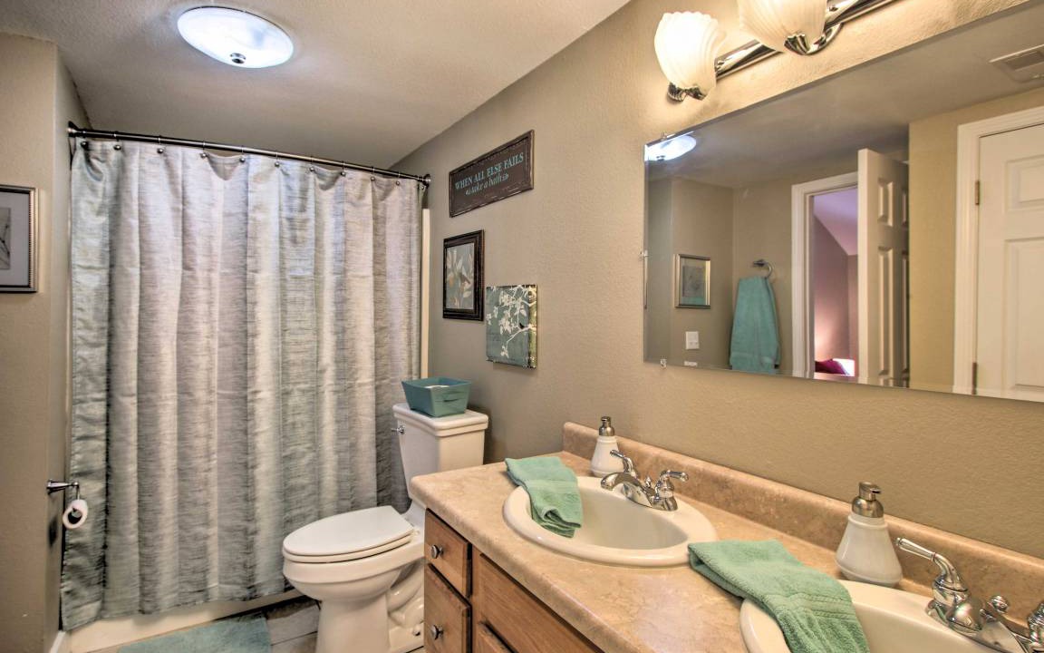 Photo of Bathroom in Ironton