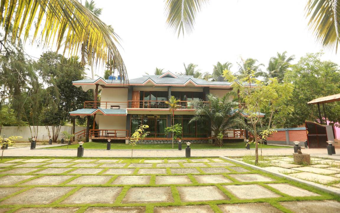 Photo of Others in Poovar