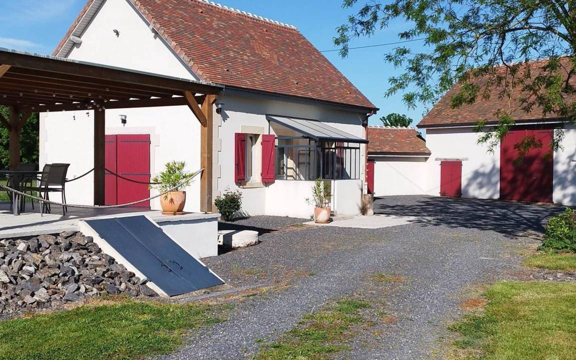 Photo of Others in Saligny-sur-Roudon