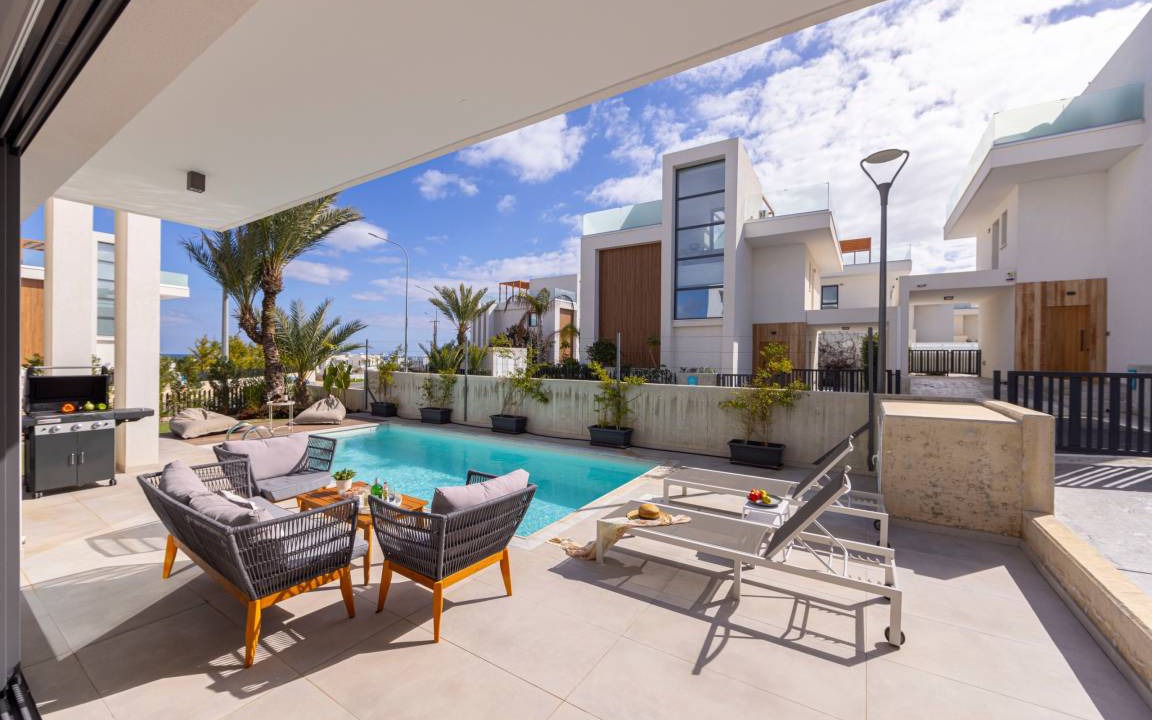 Photo of Patio Balcony in Pernera