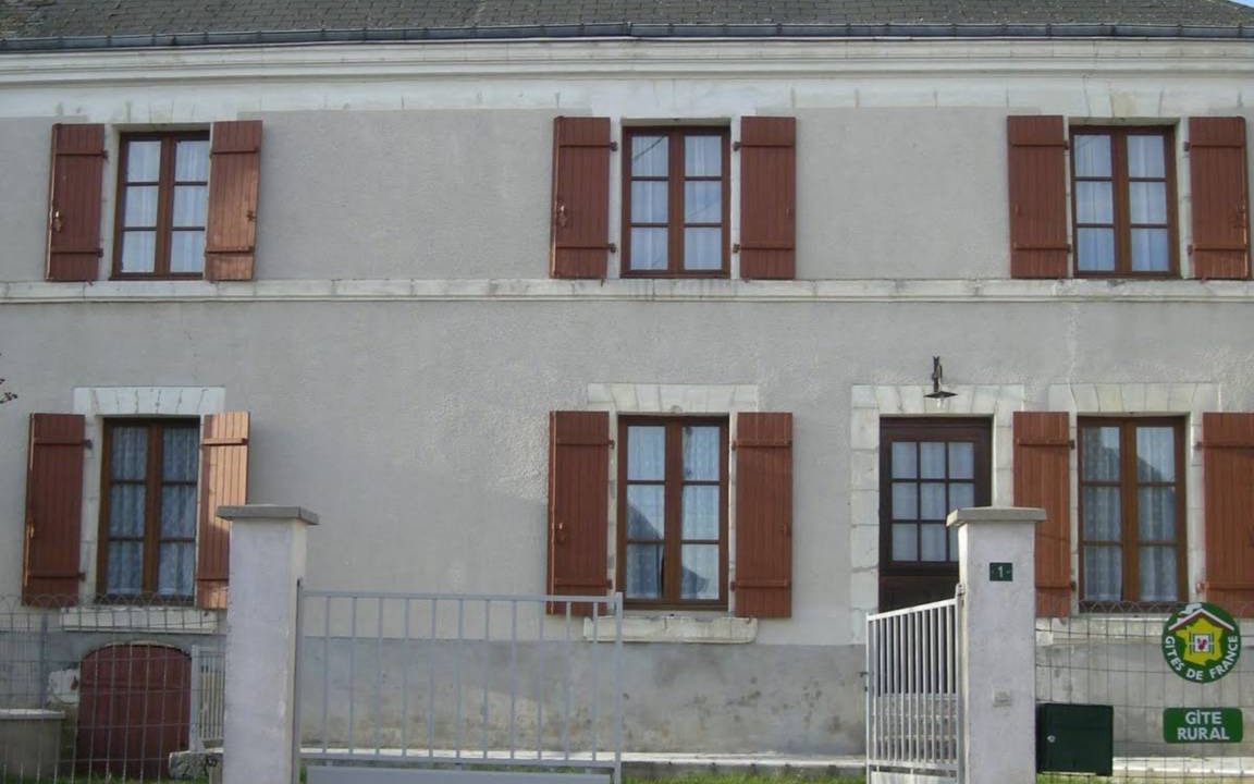 Photo of Buildings in Gehee