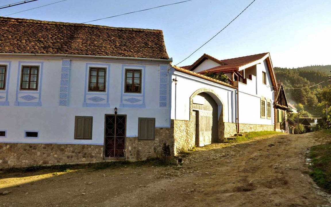 Photo of Others in Saliste