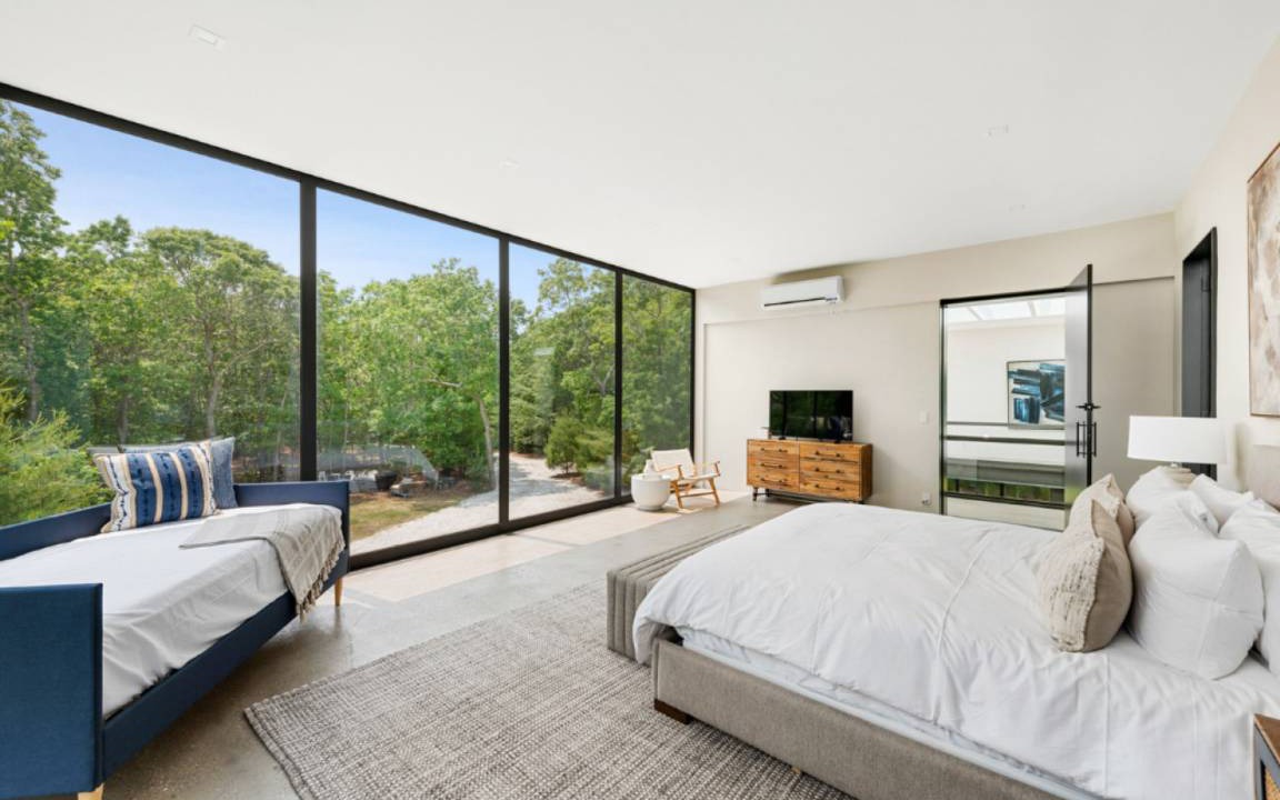 Photo of Bedroom in Springs