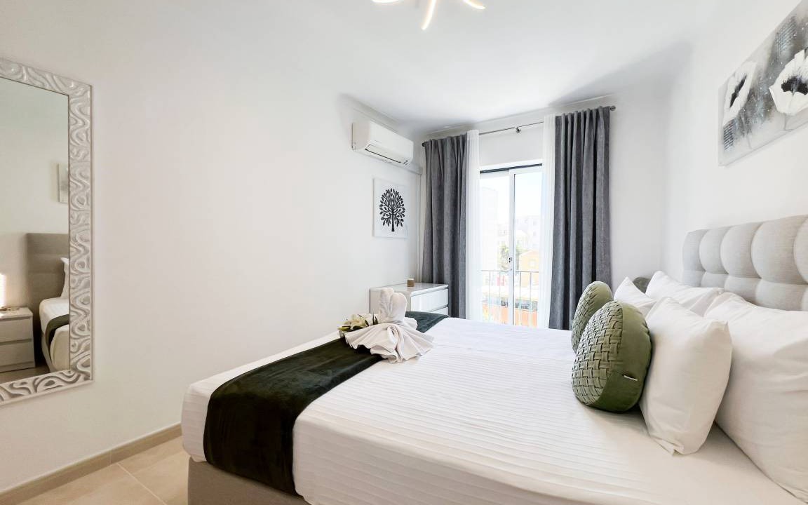Photo of Bedroom in Praia da Rocha