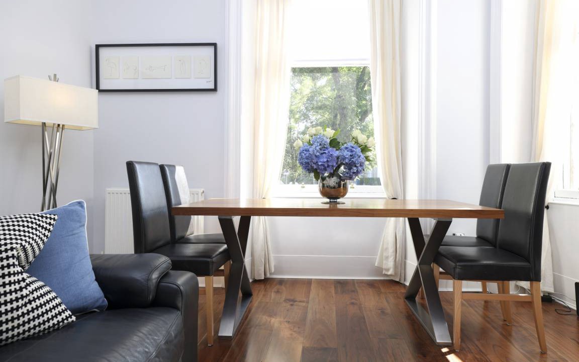 Photo of Livingroom in New Town