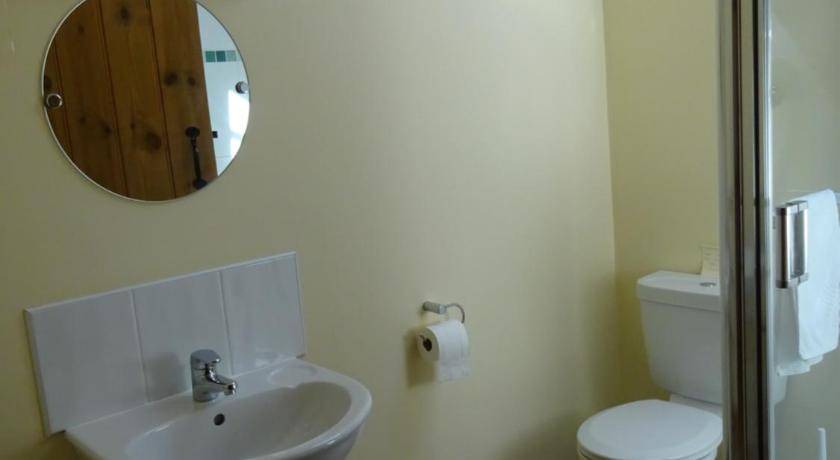 Photo of Bathroom in Grafton Regis