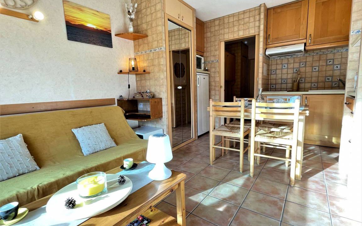 Photo of Livingroom in Saint-Etienne-en-Devoluy