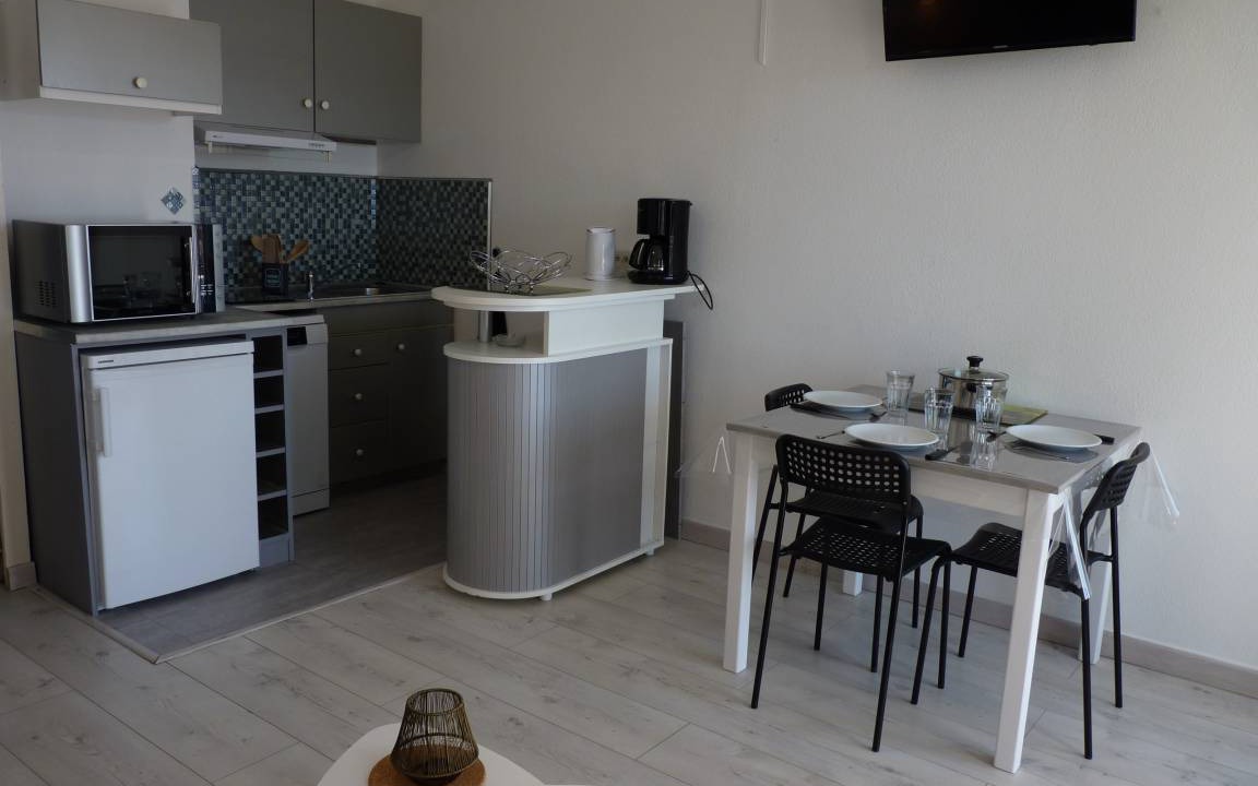 Photo of Kitchen in Le Grau-Du-Roi