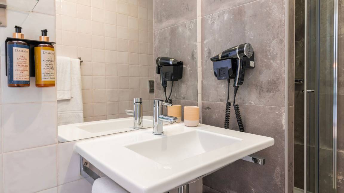 Photo of Bathroom in Sacramento