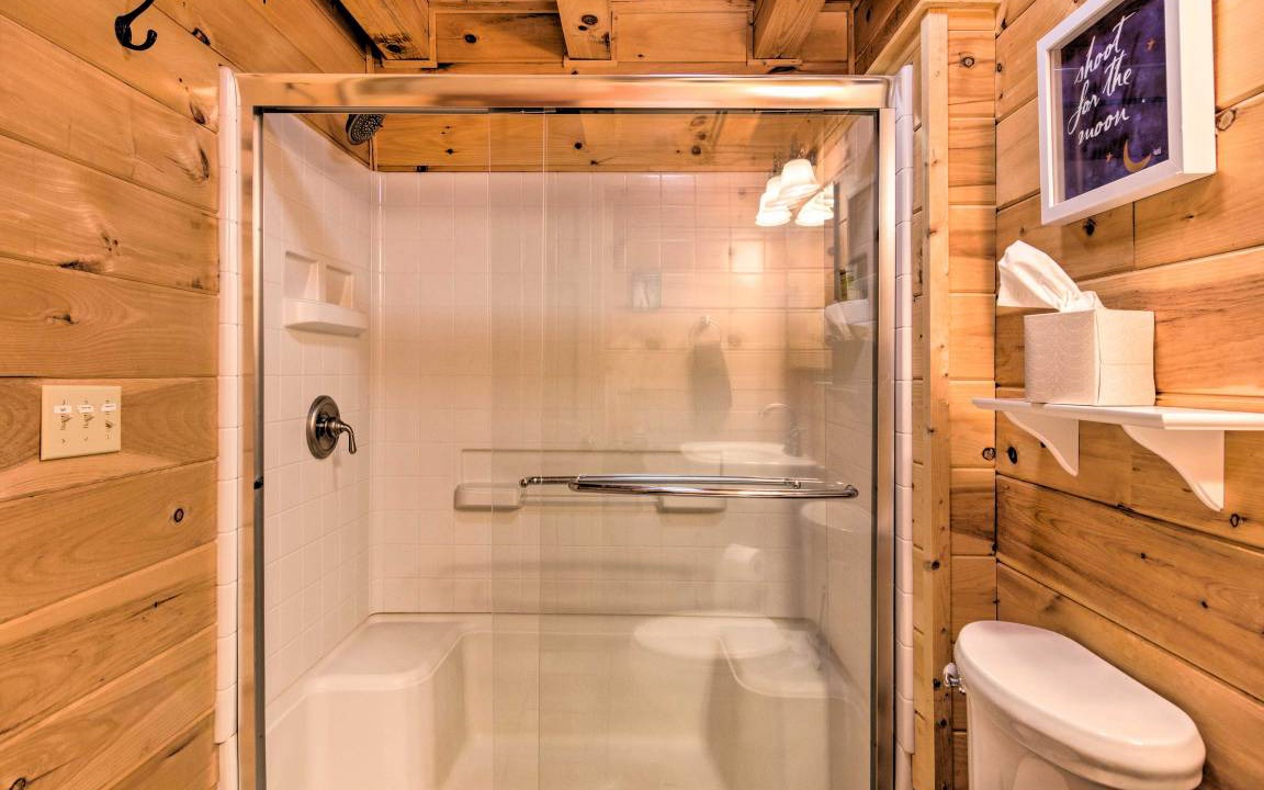 Photo of Bathroom in Lake Lure