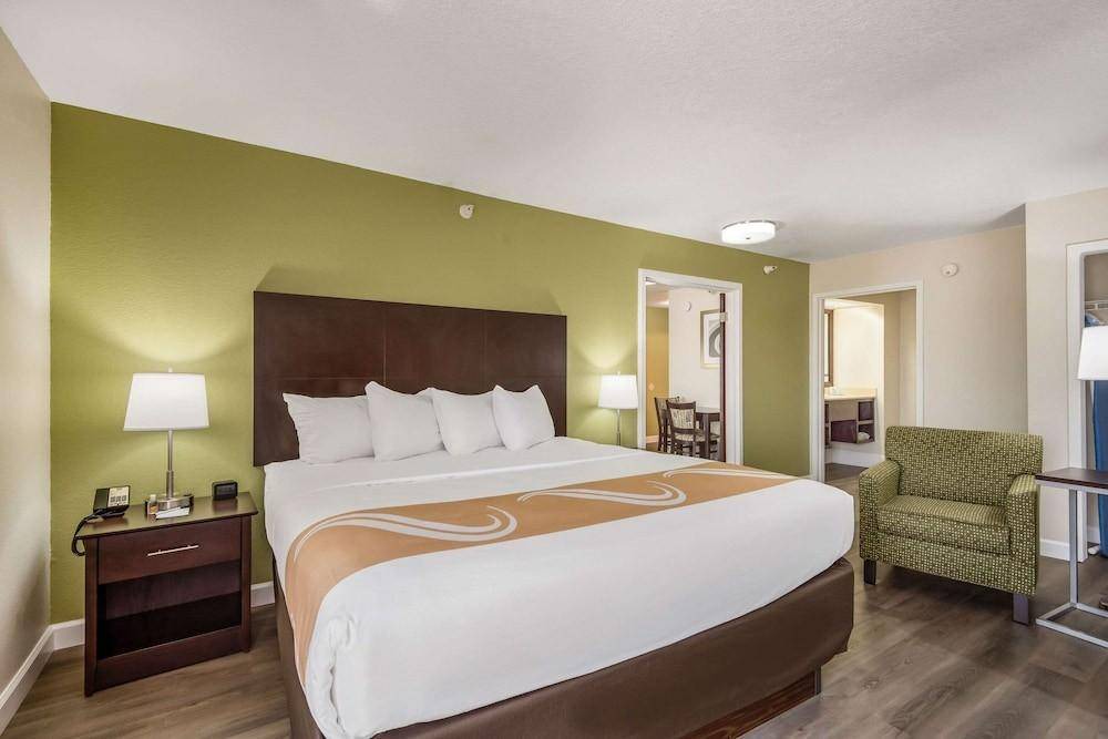 Photo of Bedroom in Quincy