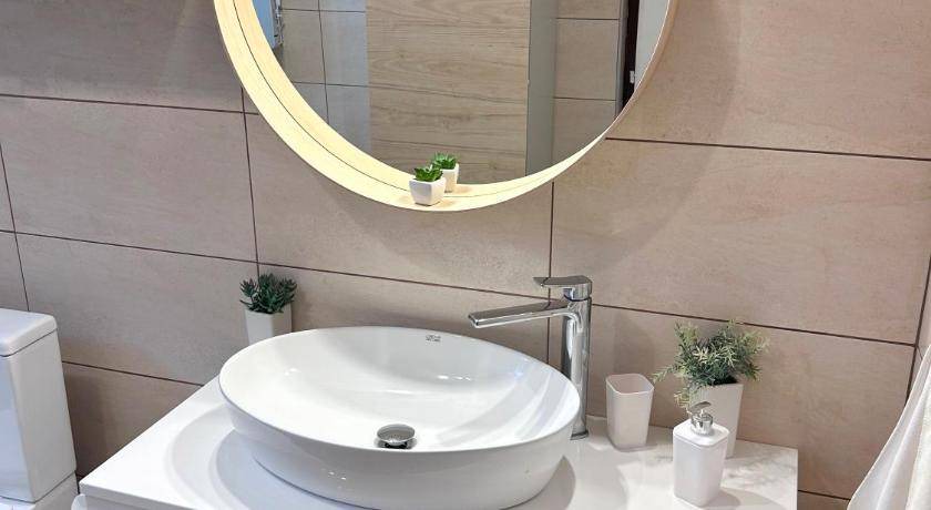 Photo of Bathroom in Komjati