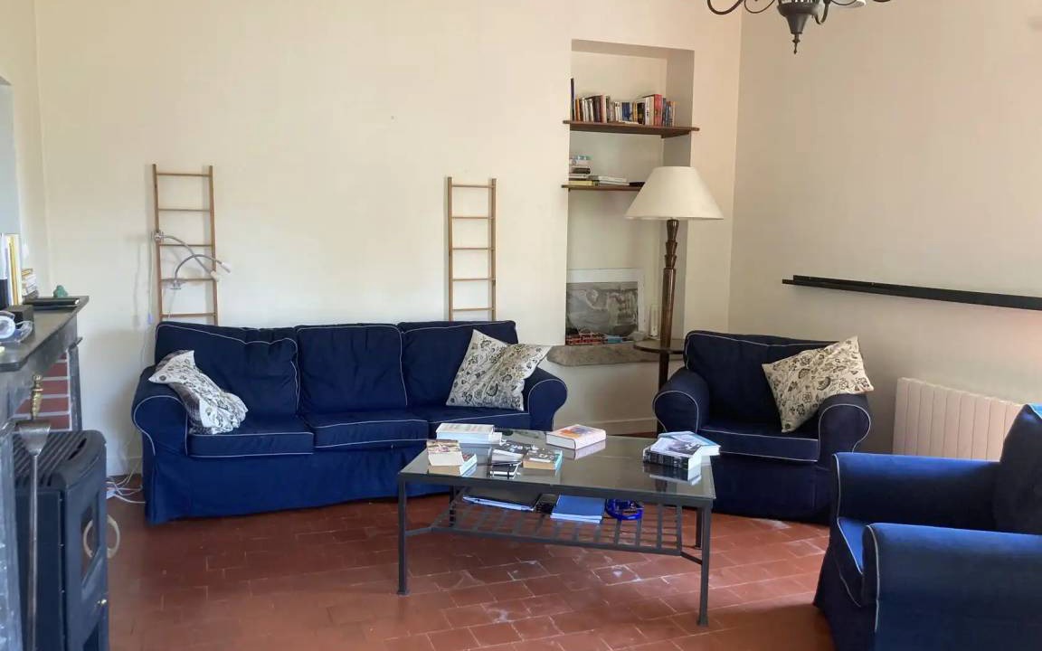 Photo of Livingroom in Saint-Leger-sous-Beuvray