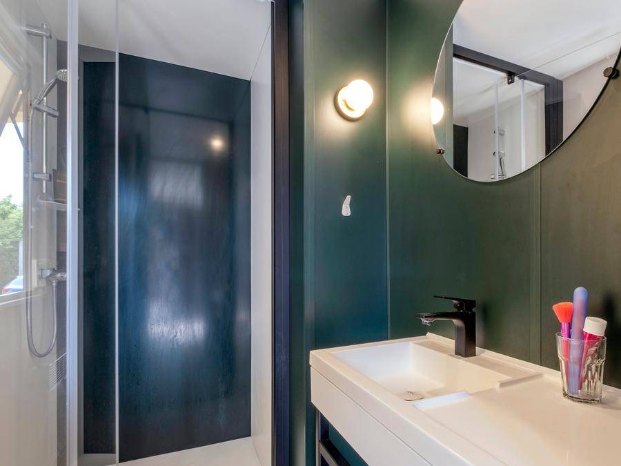 Photo of Bathroom in Saint-Yrieix-sur-Charente