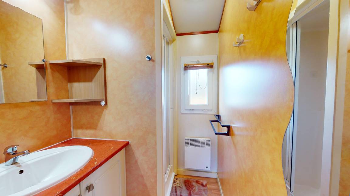 Photo of Bathroom in Brem Sur Mer