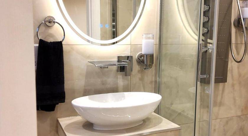 Photo of Bathroom in Yeading