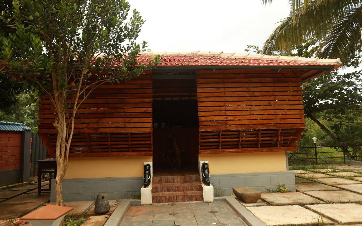Photo of Others in Poovar